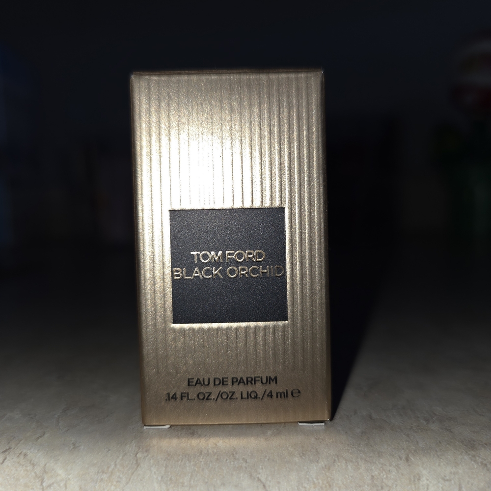 TOM FORD BLACK ORCHID EAU DE PARFUM .14 oz | 4 ml Bottle + sample